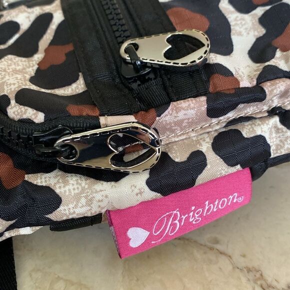 Brighton Nylon Tan Cheetah Leopard Print Large Multi Pocket Crossbody Purse Bag - Picture 5 of 11